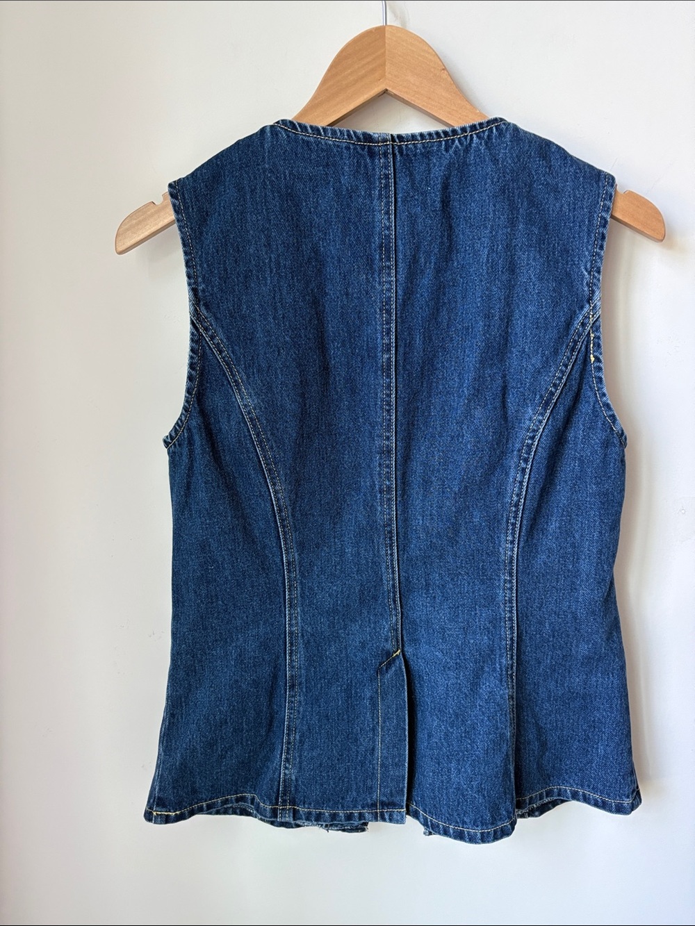 Meshki Abel Denim Button Up Top Vest in Blue Western Casual Rodeo Boho Size 10 - Picture 3 of 9